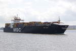 Containerschiffe/575274/die-msc-edith-baujahr-1998-am Die 'MSC EDITH', Baujahr 1998, am 17. August 2017 auf der Elbe.