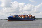 Containerschiffe/575275/die-abidjan-express-baujahr-2006-auf Die 'ABIDJAN EXPRESS', Baujahr 2006, auf der Elbe. Aufgenommen am 16. August 2017 bei Blankenese.