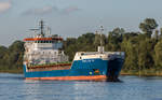 Frachtschiffe/555097/die-niklas-g-am-30-august Die 'NIKLAS G.' am 30. August 2016 bei Hochdonn.