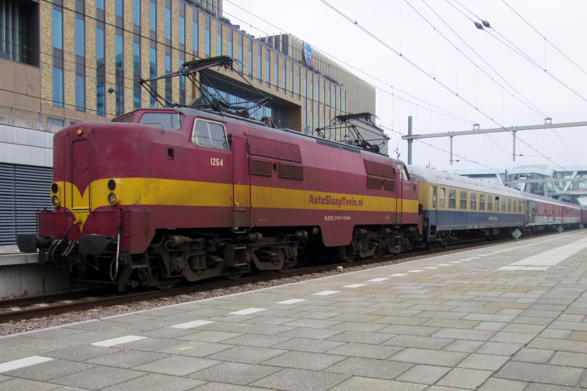 ACTS/EETC 1254 treft am 15 M�rz 2015 in Arnhem Centraal ein.