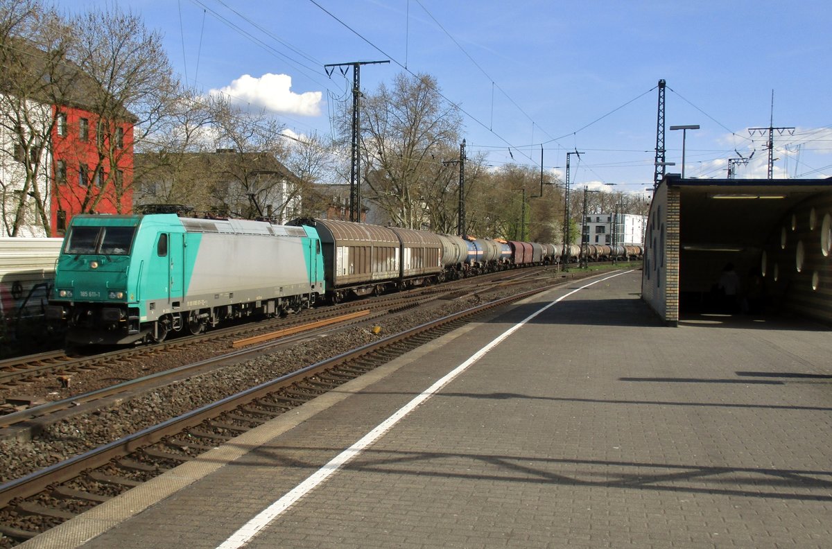 Alpha 185 611 durchfahrt K�ln S�d am 30 M�rz 2017.