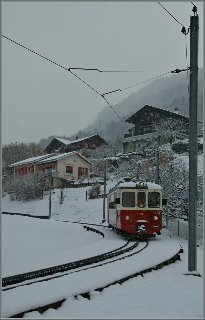 Der CEV BDeh 2/4 75 erreicht in K�rze Blonay. 
6. Feb. 2013