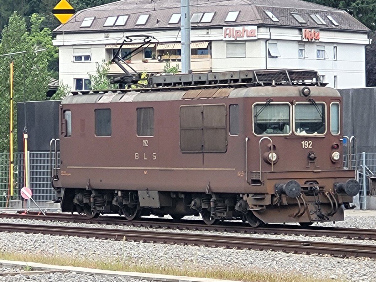 Die BLS Re 4/4 192 in Brig.
17. August 2024