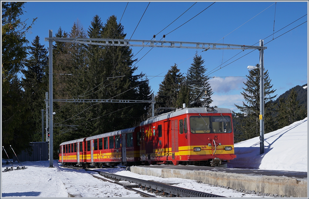 Die TPC BVB HGe 4/4 31 verlässt mit ihrem Regionalzug Col-de-Soud. 
5. März 2019