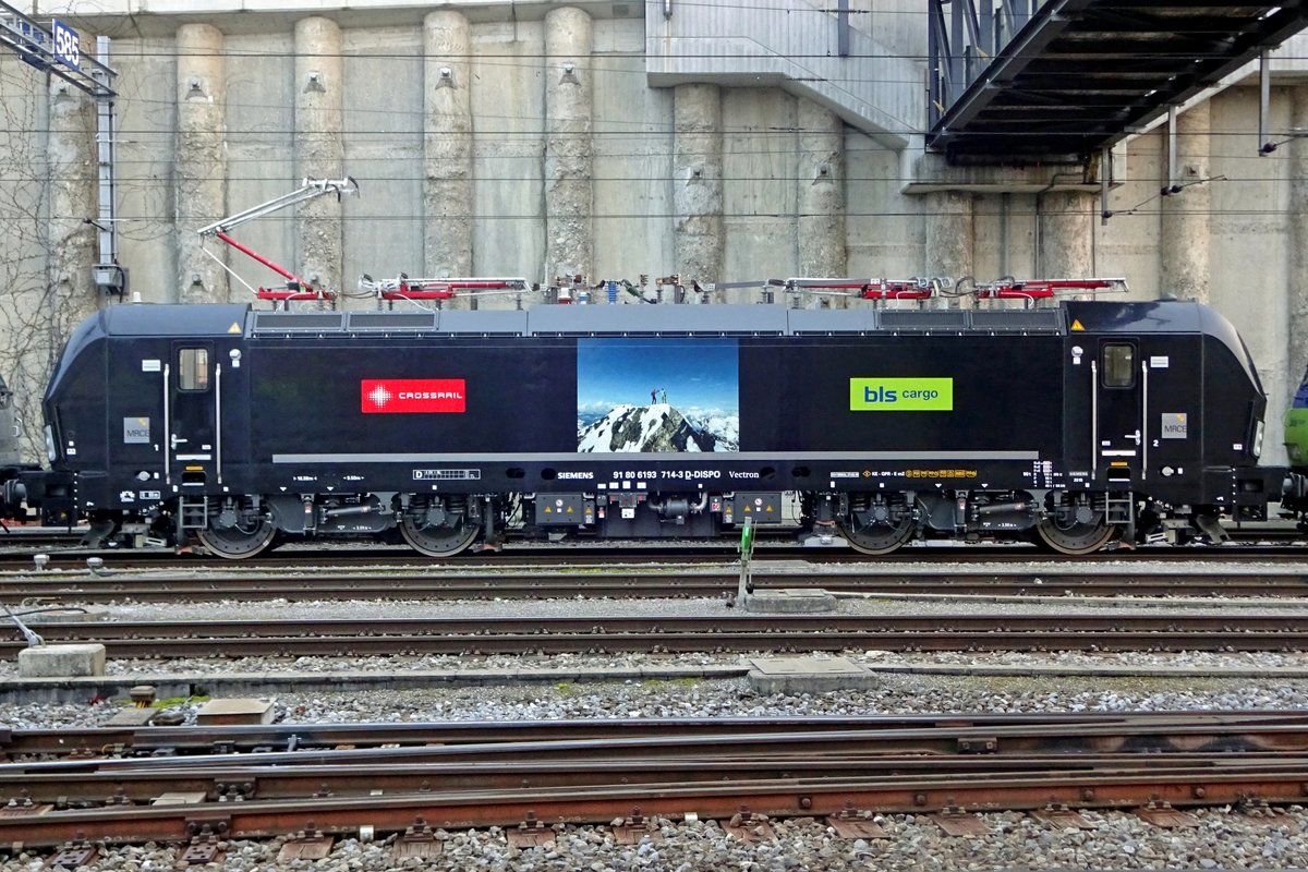 MRCE/XR/BLS 193 714 steht in Spiez am 2.J�nner 2020.