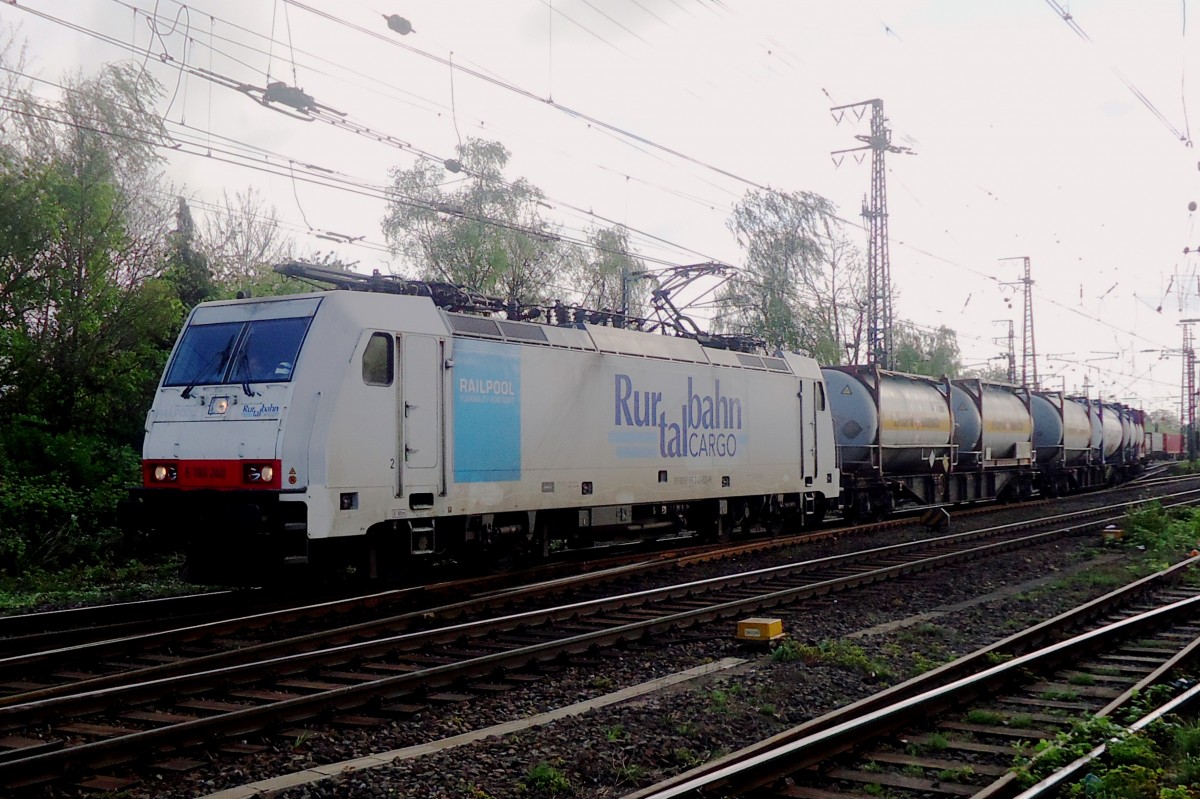 RTB 186 240 verl�sst Emmerich am 14 April 2014.