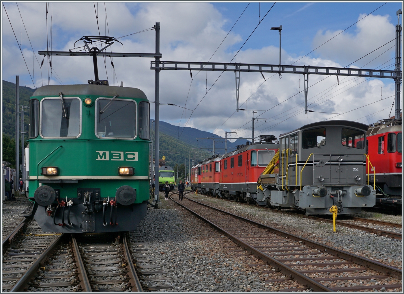 60 Jahre BoBo / Re 4/4 II - aus diesem Anlass organisierten die OeBB ein noch nie da gewesenes Re 4/4 Treffen. Hier zeigt sich die mir besonderer zugetane BAM /MBC Re 4/4 506. 

Balsthal, den 14. Sept. 2024