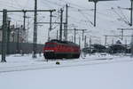232 117 verl�sst den G�terbahnhof Halle/Saale und f�hrt durch den Bahnhof Halle/Saale Hbf durch am 10.2.21