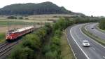 111-207 und 3 n-Wagen sind als RB 58194 am 20.August 2013 nach Ha�furt unterwegs, n�chster Halt Ebelsbach-Eltmann.