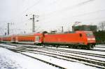 Am 13 J�nner 2000 durchfahrt 145 039 K�ln-Deutz.