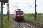 146 022 bei der Einfahrt in den Haltepunkt Z�beritz am 29.4.22