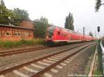 Mit Steuerwagen voraus f�hrt die 143 959 in den Bahnhof Steintorbr�cke in Halle (Saale) ein am 4.7.15