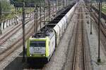 Entlang der BetuweRoute bei Valburg wurde am 18 Augustus 2022 CapTrain 186 155 samt Kohlezug fotografiert.