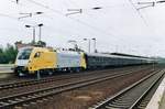U2-082 mit Sonderzug steht am 9 September 2003 in Berlin Sch�nefeld.