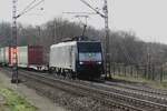 MRCE 189 987 zieht am 16 M�rz 2022 der massiv versp�tater Wetron-KLV durch Venlo Vierpaardjes.