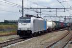 RailPool 186 297 durchfahrt mit ein KLV Breda am 18 Juli 2018.