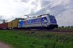 R�ckfahrt von Kijfhoek f�r RTB 186 300 mit der Blerick-Shuttle am 16 Augustus 2019, hier bei der Passage von Oisterwijk.