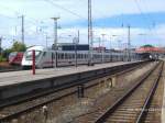 InterCity (IC) 2289 nach HH-Altona (Gezogen von 101 109) & UBB GTW 2/6 mit ziel Swinem�nde Centrum (PL) im Bahnhof Stralsund Hbf am 13.8.13