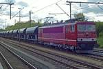 Mit ein Sch�tterzug, der von zwei BE-Dieselloks eingefahren war, steht am 15 Juli 2019 WFL 155 110 in Bad bentheim abfahrtbereit f�r die Stufe nach Minden.