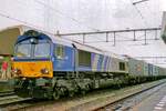 Am grauen 15 Juni 2005 steht ERS 6606 in Rotterdam Centraal.