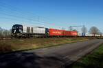 RFO 1605 durchfahrt mit ein Containerzug am Haken Roond am 30 März 2021.