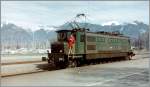 Die Ae 4/7 10950 rangiert in Bouvert.