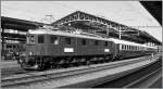 Die BLS Ae 6/8 mit einem Sonderzug nach Domodossola in Lausanne.
7. Juni 2015