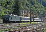 Baubedingte Sperrung der Simplonstrecke zwischen Iselle und Domodossola: Die SBB Re 4/4 II 11161 wartet mit ihrem IR 3220 in Iselle auf die Abfahrt nach Brig.