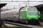 Am 24 März 2017 verlässt 460 080 Thun.