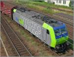 Die BLS Re 482 017 in Weil am Rhein.