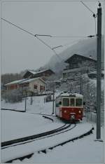 Der CEV BDeh 2/4 75 erreicht in K�rze Blonay.