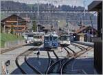 MOB GDe 4/4 Serie 6000, BDe 4/4 Serie 3000 und Be 4/4 (Biperlisi) in Zweisimmen.