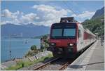 Ein RegionAlpes Regionalzug ist in St-Gingolph am Ziel seiner langen Fahrt von Brig angekommen.